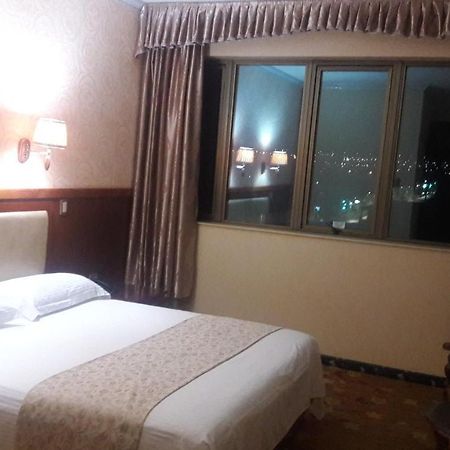 Hotel Pekin Iquique Esterno foto