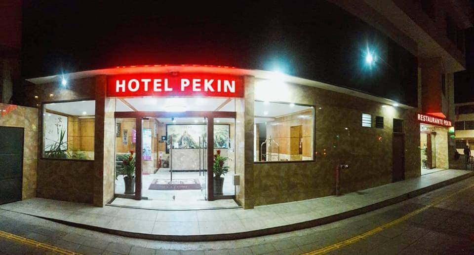 Hotel Pekin Iquique Esterno foto