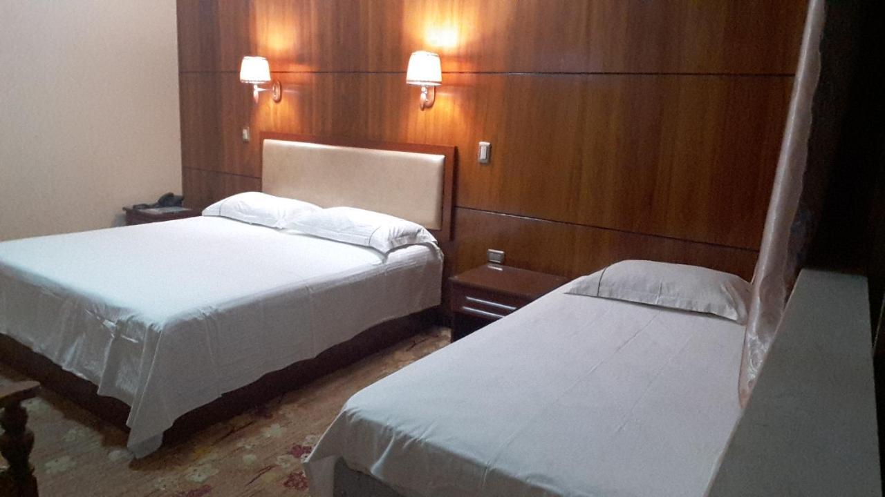 Hotel Pekin Iquique Esterno foto