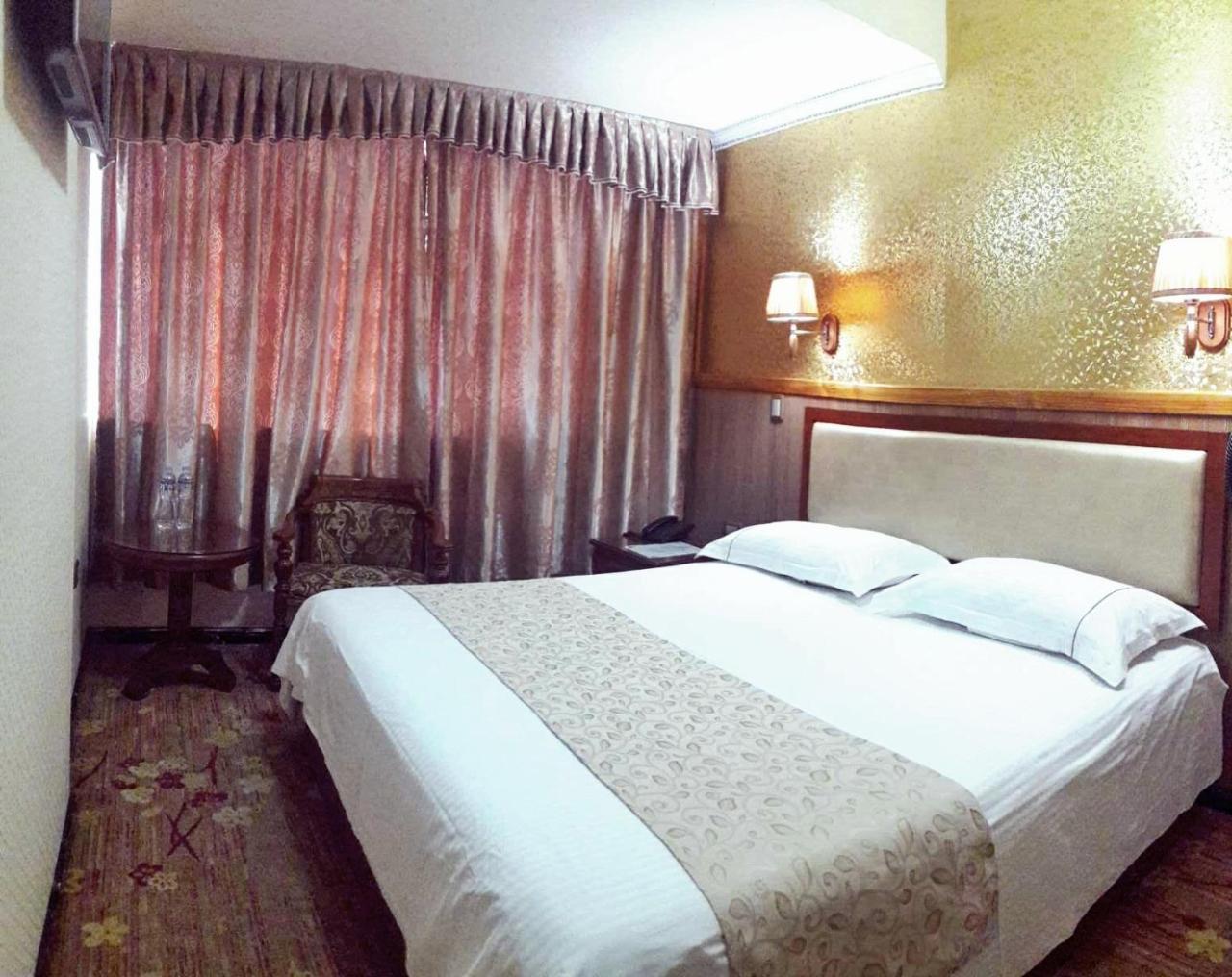 Hotel Pekin Iquique Esterno foto